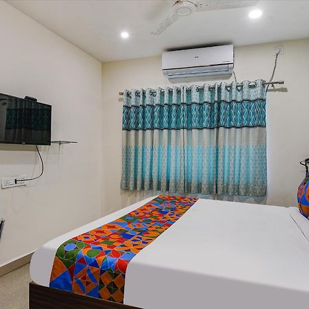 Fabhotel Jkc Grand - Hitech City Haidarábád Kültér fotó
